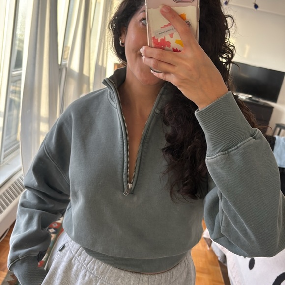 Wilfred Free Cropped Teal Sweatshirt XS - Picture 5 of 8